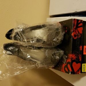 Metallic, 11W, Fergalicious